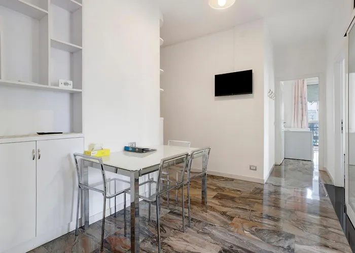 Апартаменты Quadrilocale Luminoso Con Balcone Милан